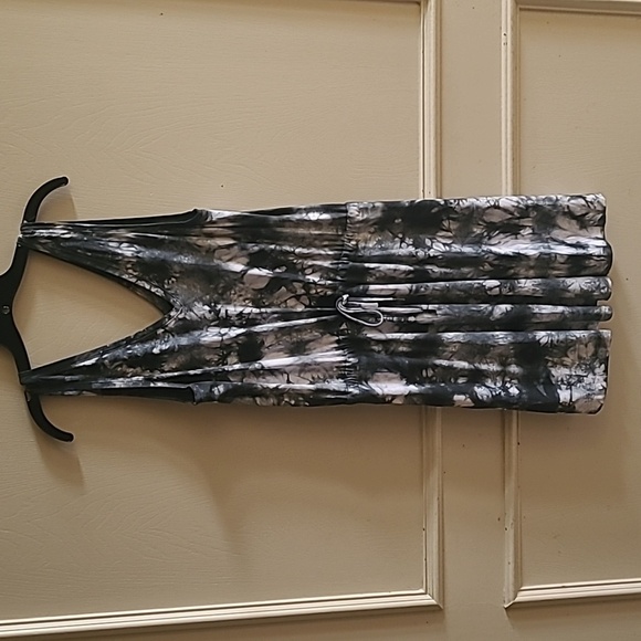NWOT, Sweaty Betty, Take It Easy Dress, Black Tie Dye, Sz S - Picture 4 of 8